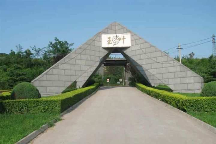 大门